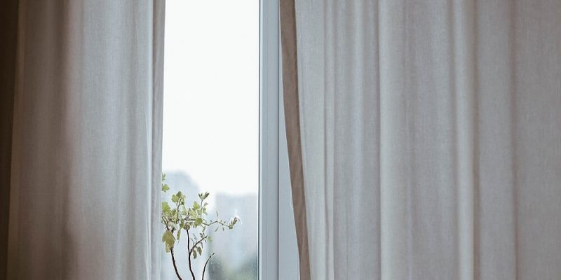 blinds vs curtains energy efficiency